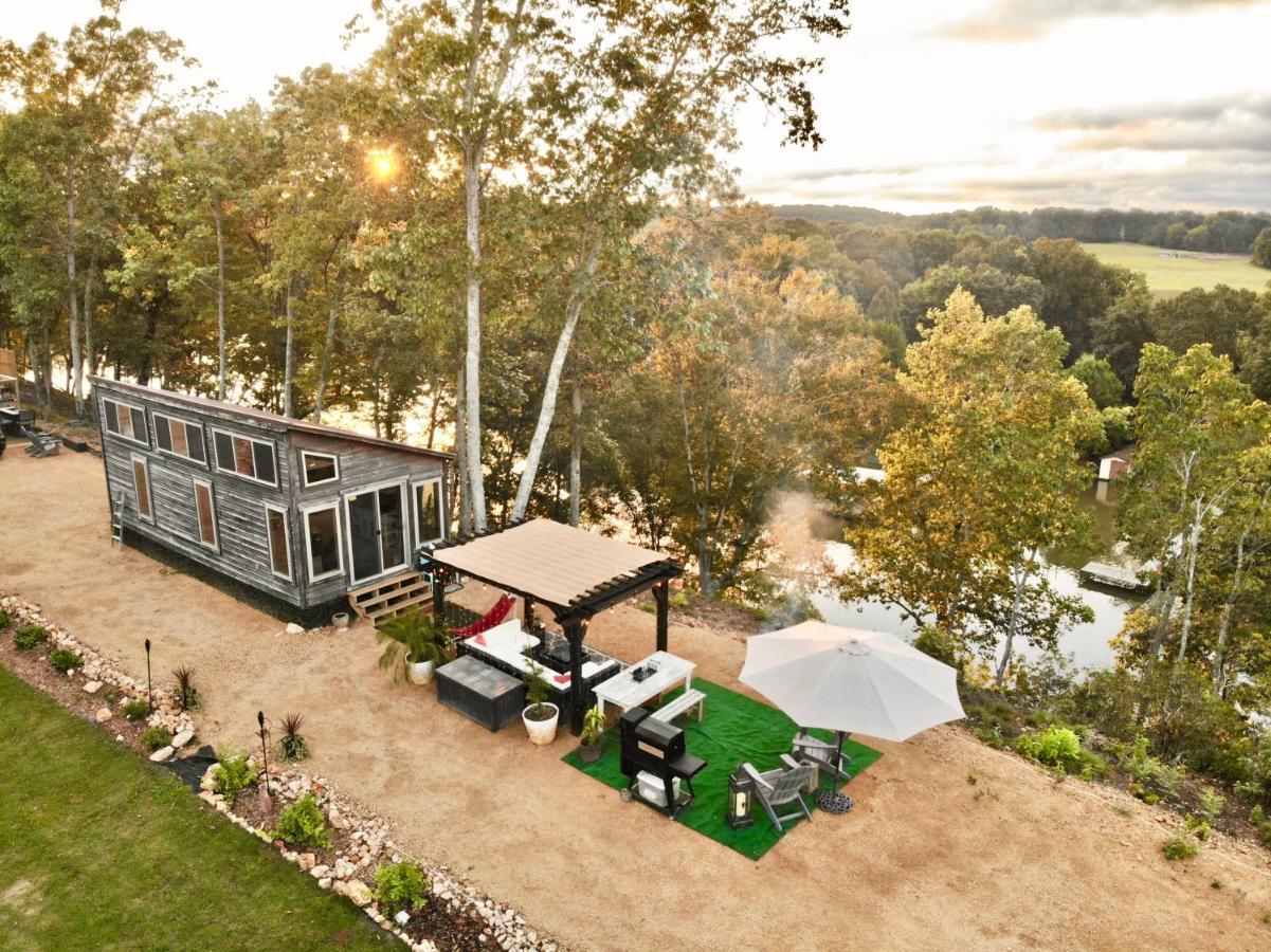 The Gemini-A Dreamy, Waterfront Tiny Cabin Rogersville 외부 사진