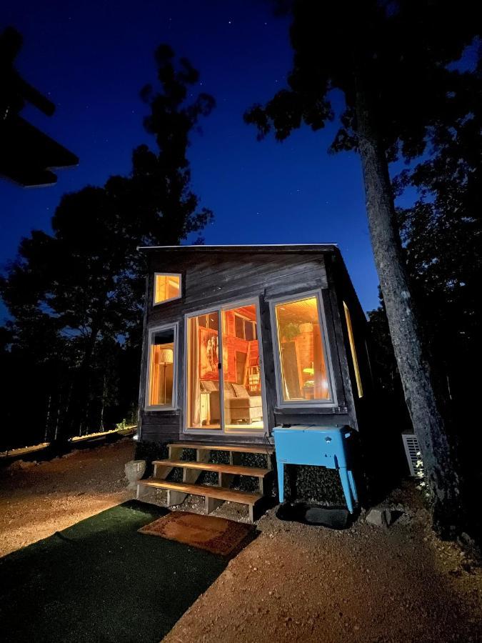 The Gemini-A Dreamy, Waterfront Tiny Cabin Rogersville 외부 사진