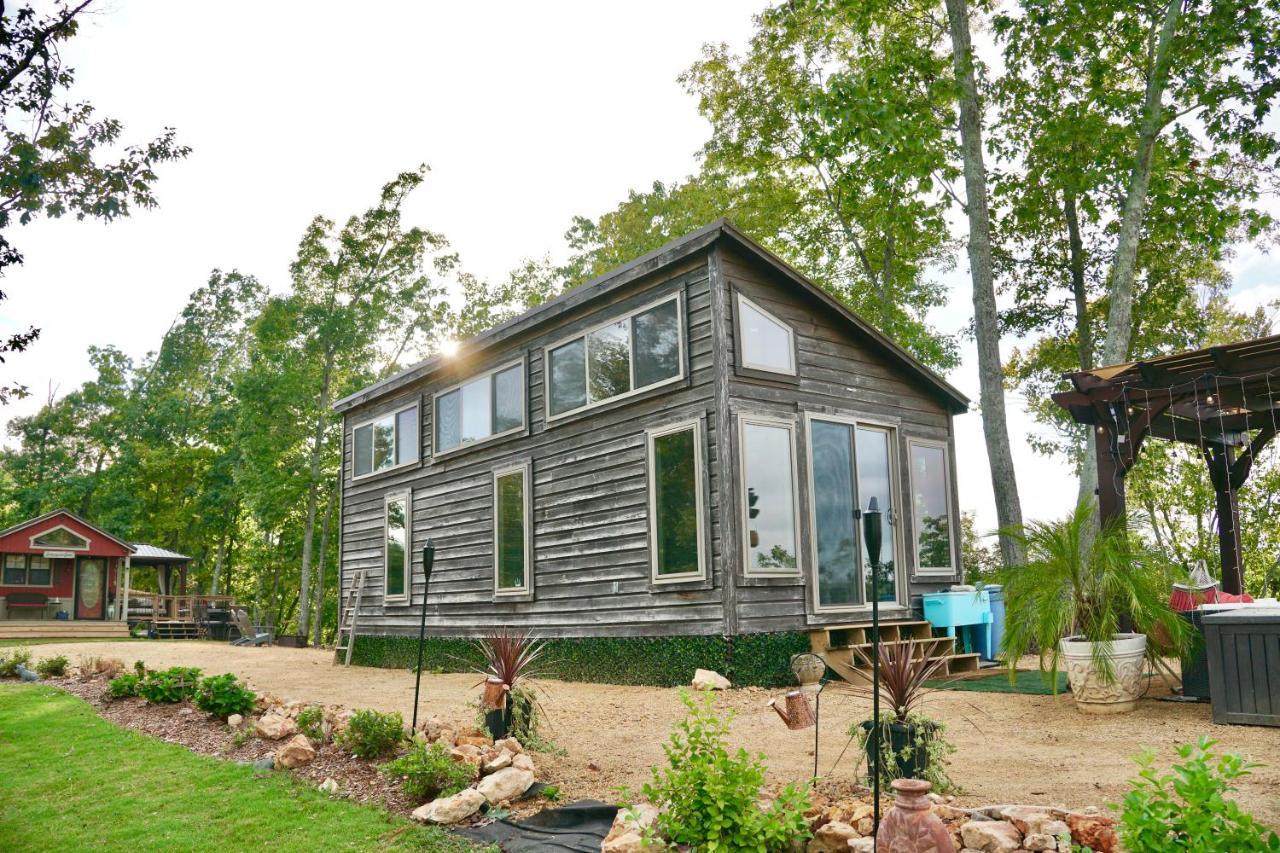 The Gemini-A Dreamy, Waterfront Tiny Cabin Rogersville 외부 사진